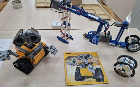 Конструкторское бюро в LEGO-конструировании